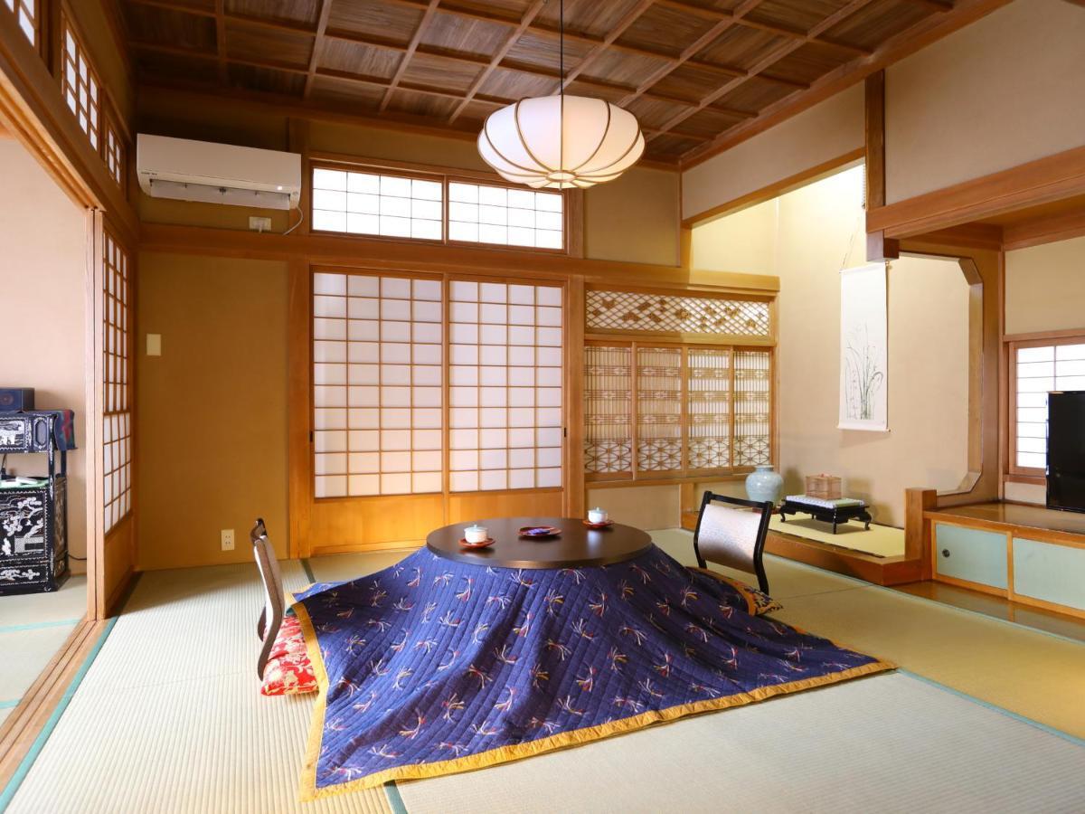 Jinpyokaku Hotel Yamanouchi  Exterior photo